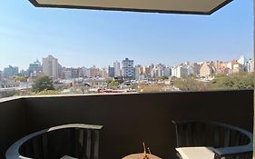 Dptos Córdoba -Guemes, Sobre la Cañada, vista al Paseo de Artesanos